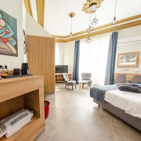 Nea Metropolis 3* Soluň