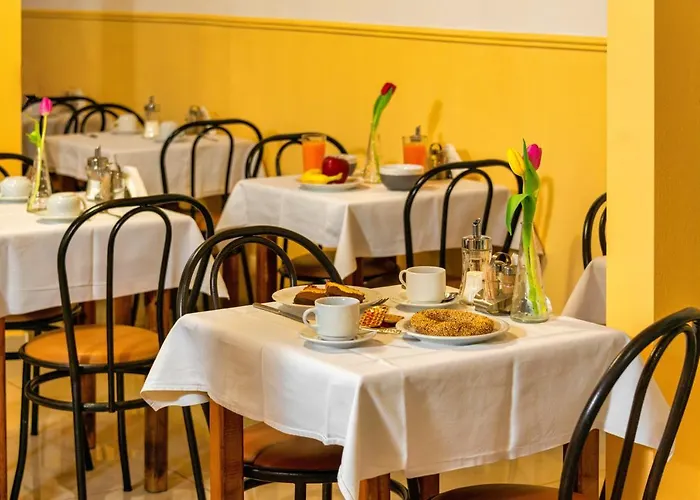 Nea Metropolis Hotel