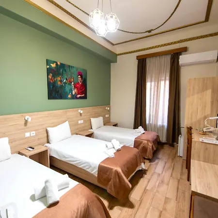Hotel Nea Metropolis 3*