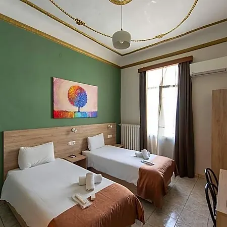 Nea Metropolis Hotel