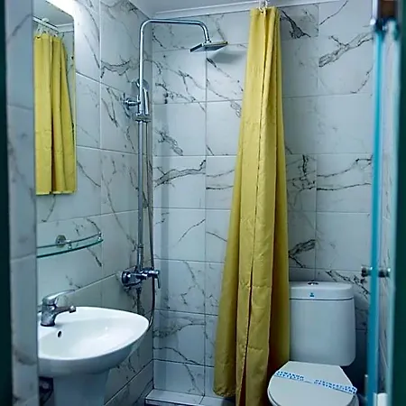 Nea Metropolis Hotel
