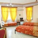 Nea Metropolis Hotel 3*