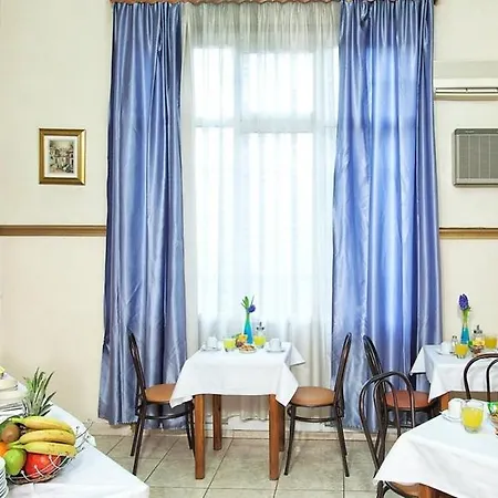 Hotel Nea Metropolis 3*